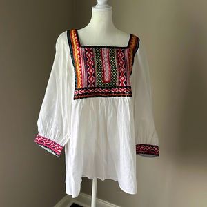 Anthropology Embroidered Tunic Size M